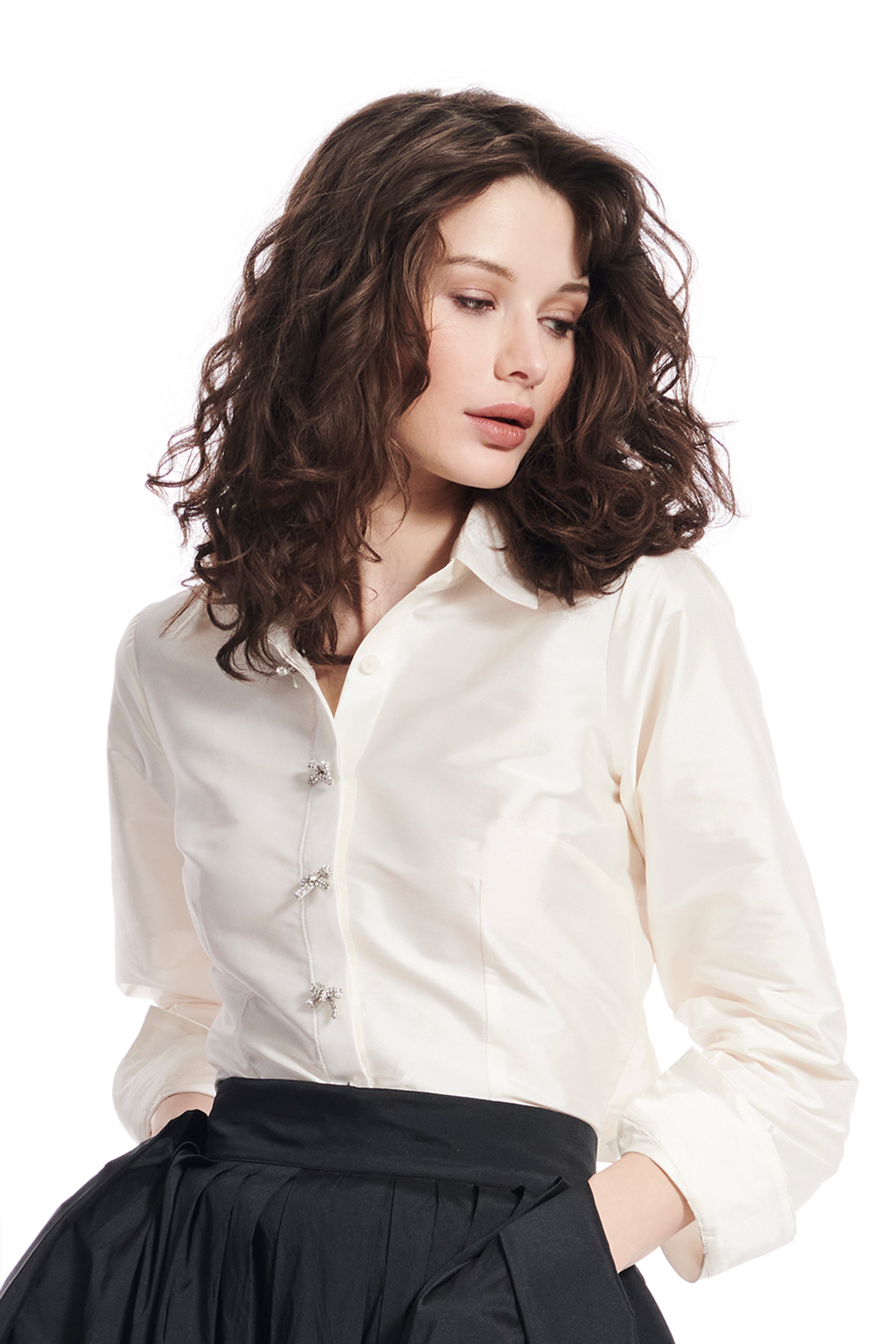 TAFFETA BLOUSE WITH CRYSTAL BOW BUTTONS AND SASH IVORY