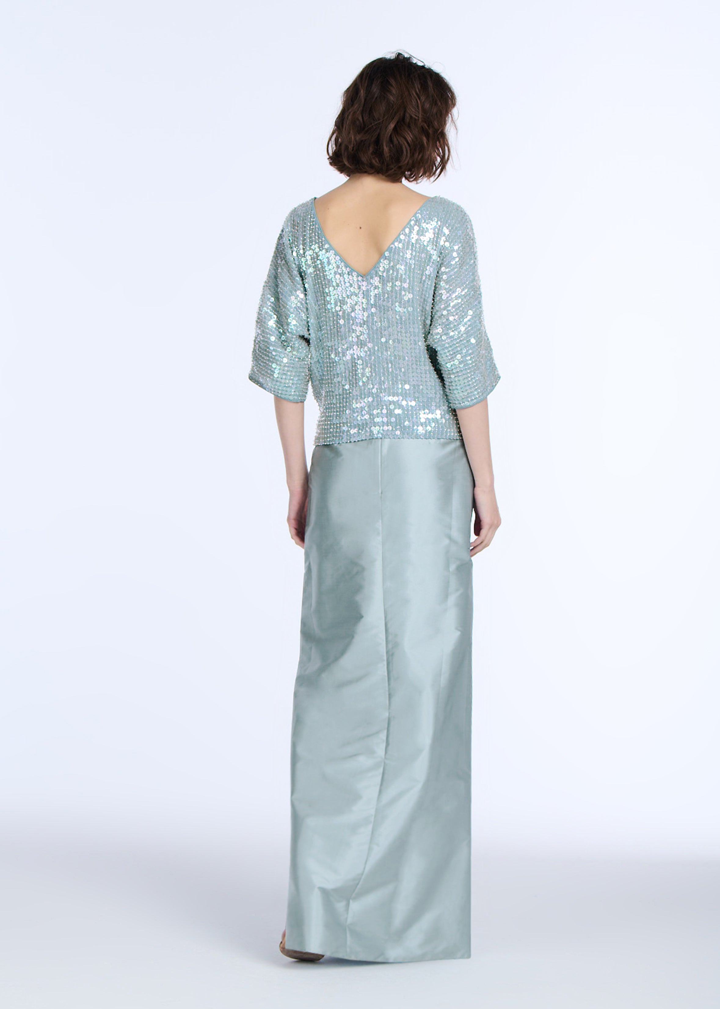 GLASS BEAD DOLMAN TOP LIGHT BLUE