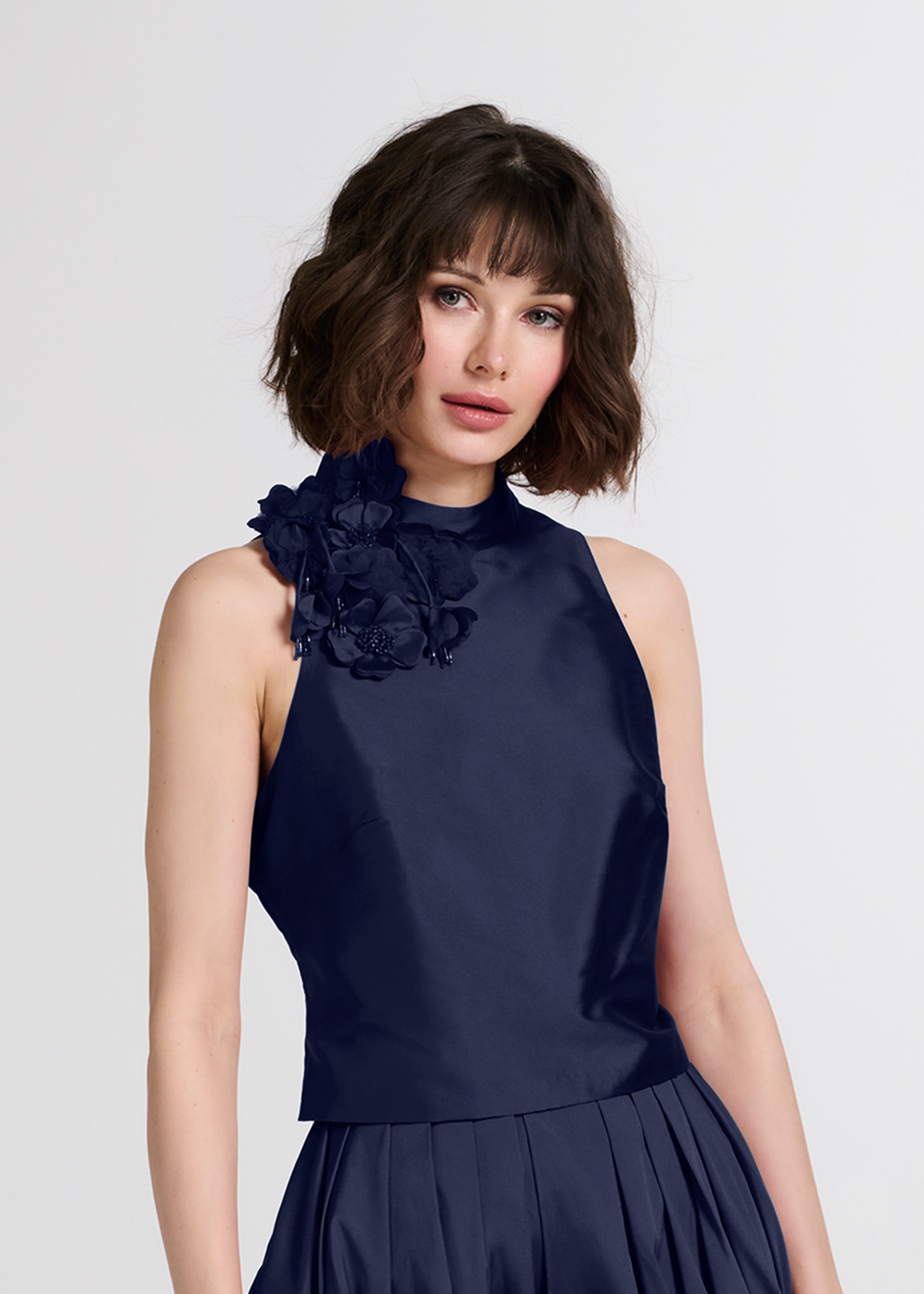TAFFETA 3D APPLIQUÈ FLORAL SHELL NAVY