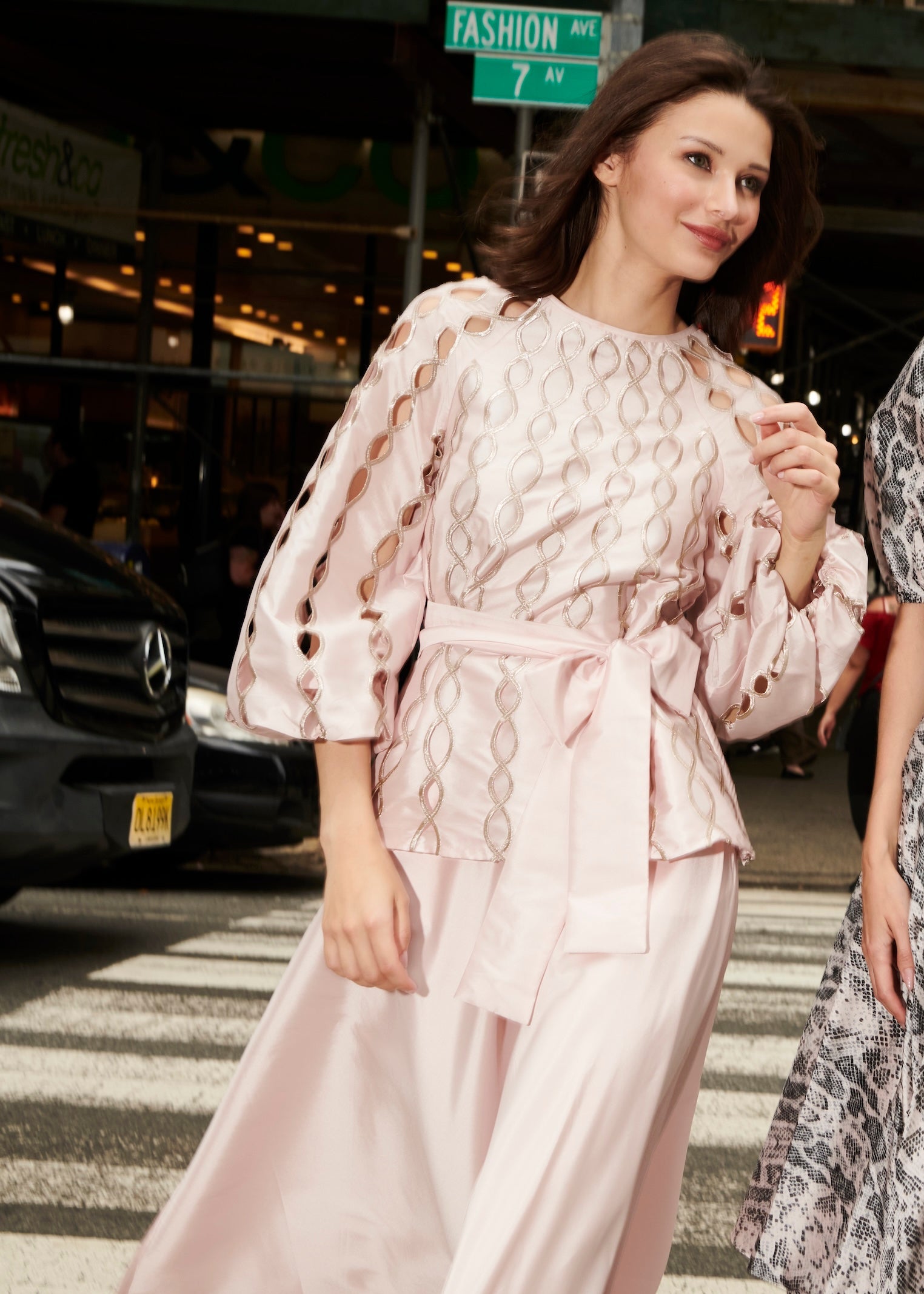 EYELET BLOUSE BLUSH