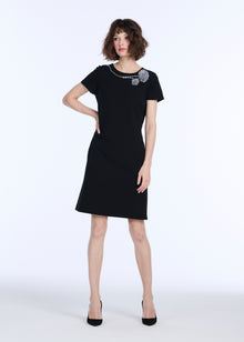 STRETCH CREPE SHORT SLEEVE COCKTAIL DRESS WITH CRYSTAL PEONY BLACK
