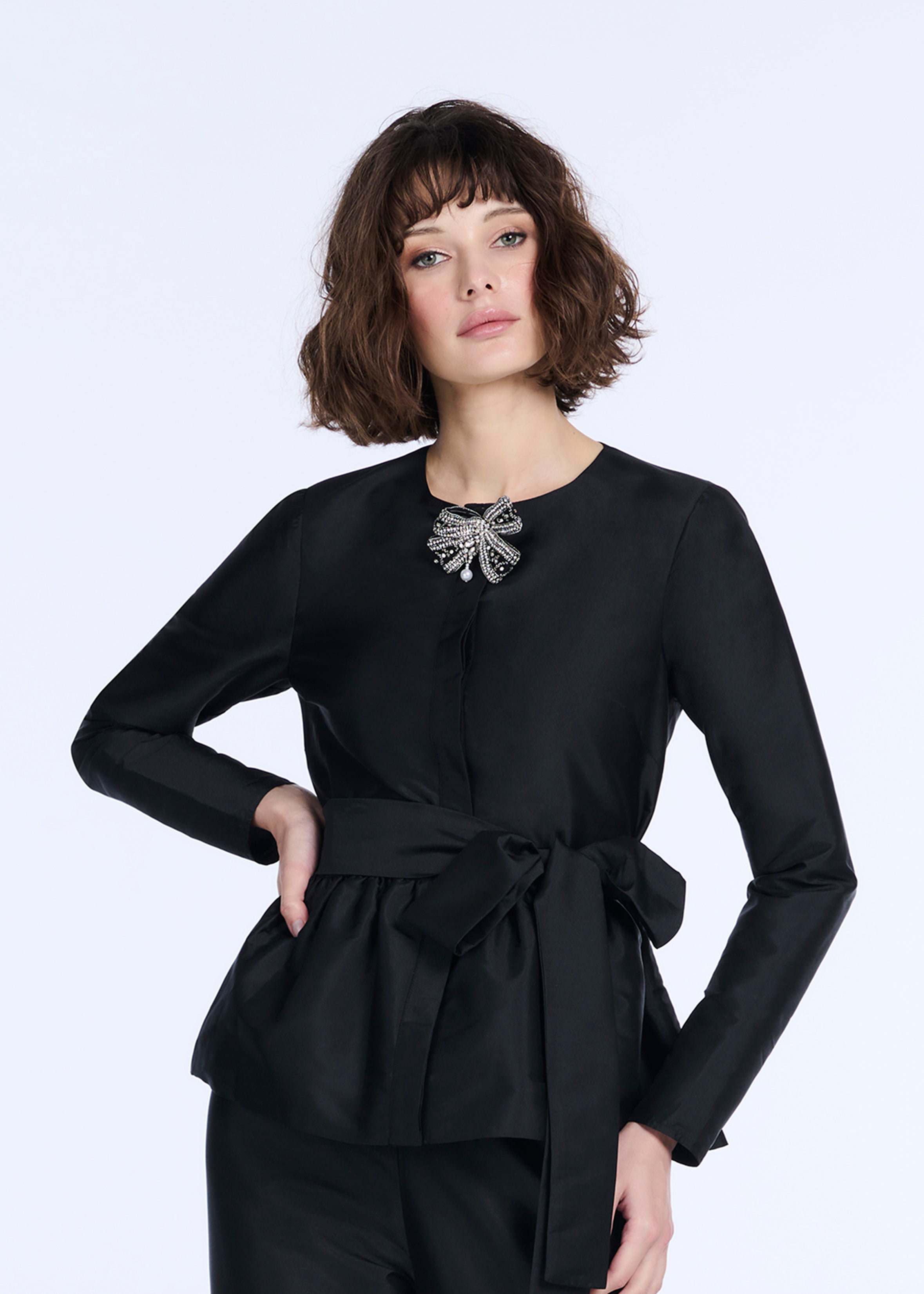 TAFFETA PRINCESS BLOUSE WITH CRYSTAL BOW BLACK