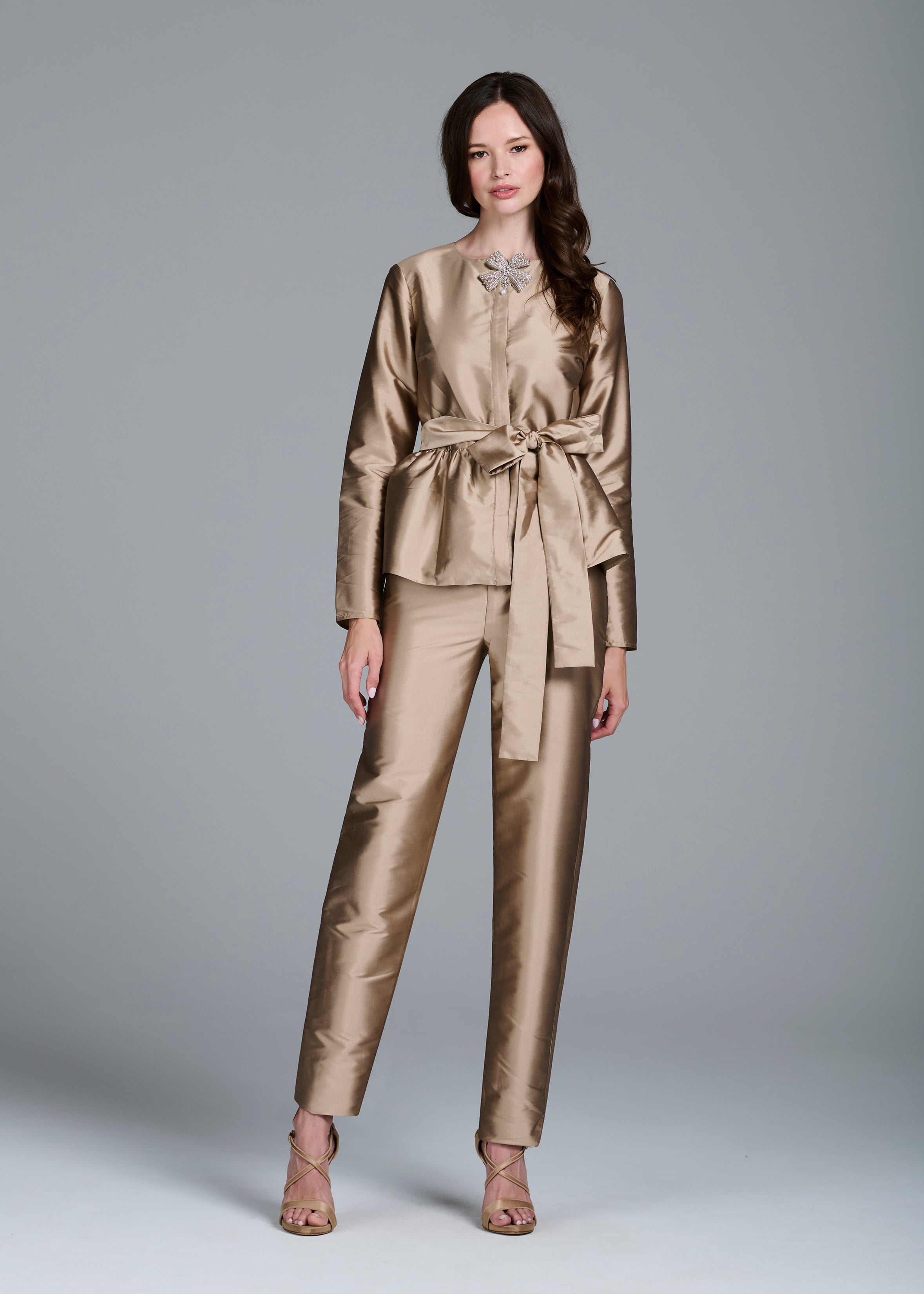 TAFFETA PRINCESS BLOUSE WITH CRYSTAL BOW SUNTAN