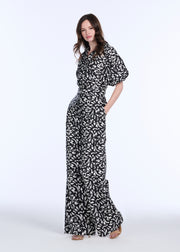 TAFFETA GRAPHIC ANIMAL PRINTED PUFF SLEEVE BLOUSE