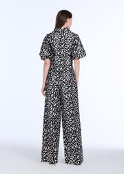 TAFFETA GRAPHIC ANIMAL PRINTED PUFF SLEEVE BLOUSE