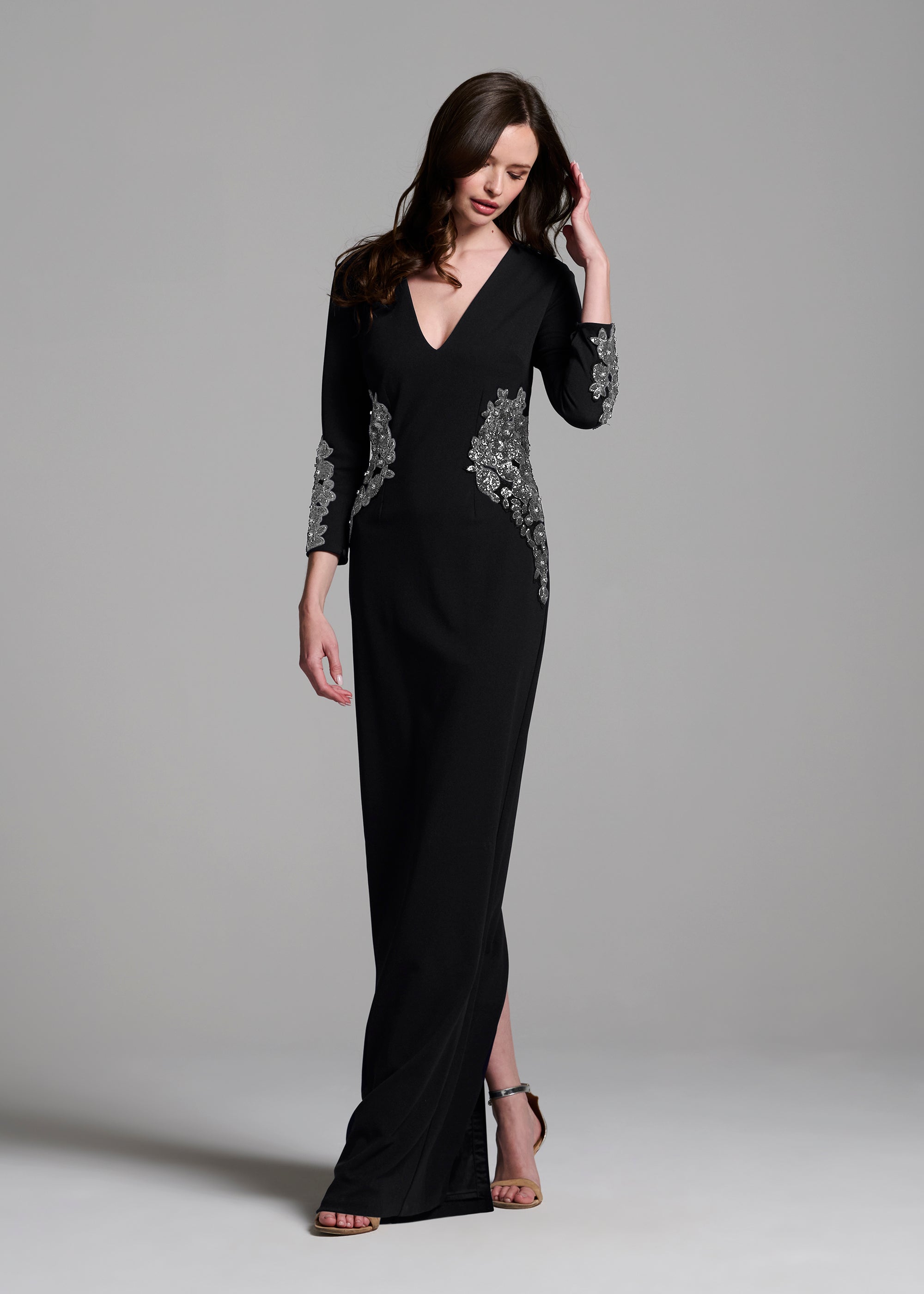STRETCH CREPE VNECK WAIST APPLIQUE GOWN BLACK/SILVER