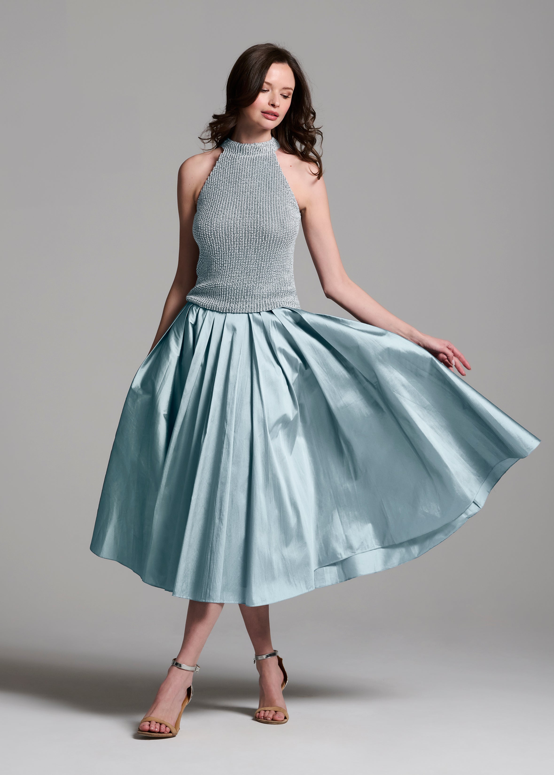 LIGHT BLUE PEARL ENCRUSTED SLEEVELESS MOCK NECK