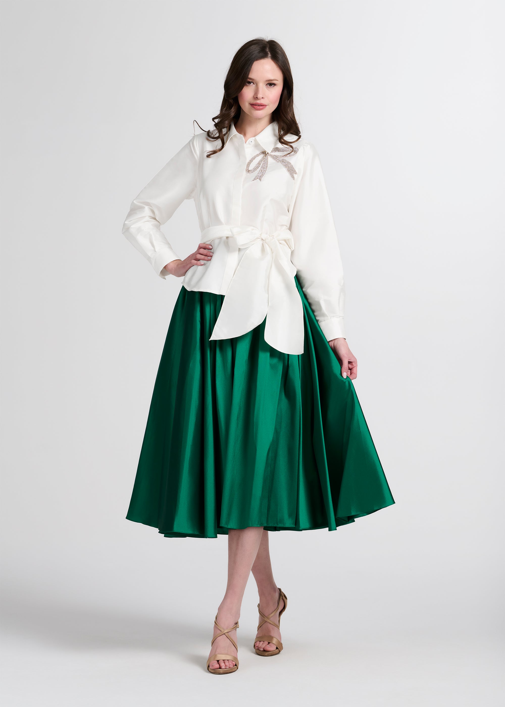 CRYSTAL BOW APPLIQUE BLOUSE IN SOFT TAFFETA IVORY