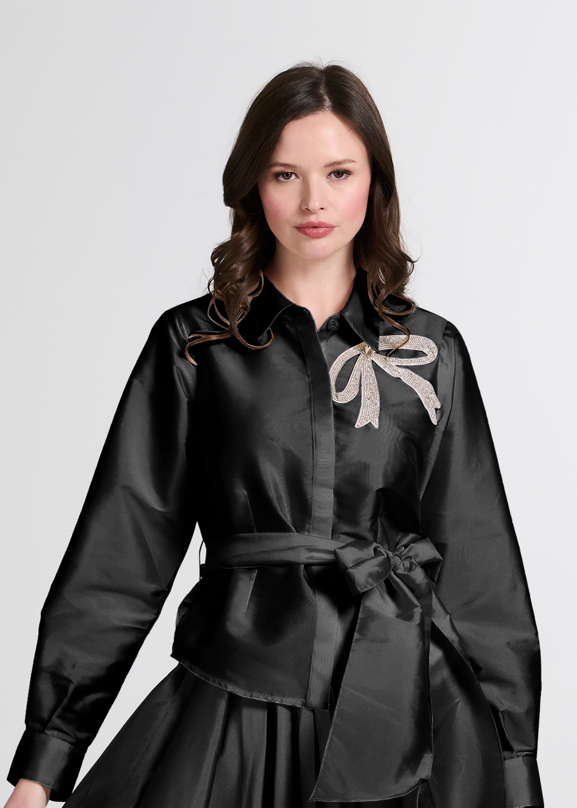 CRYSTAL BOW APPLIQUE BLOUSE IN SOFT TAFFETA BLACK