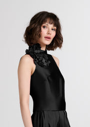 TAFFETA 3D APPLIQUÈ FLORAL SHELL BLACK