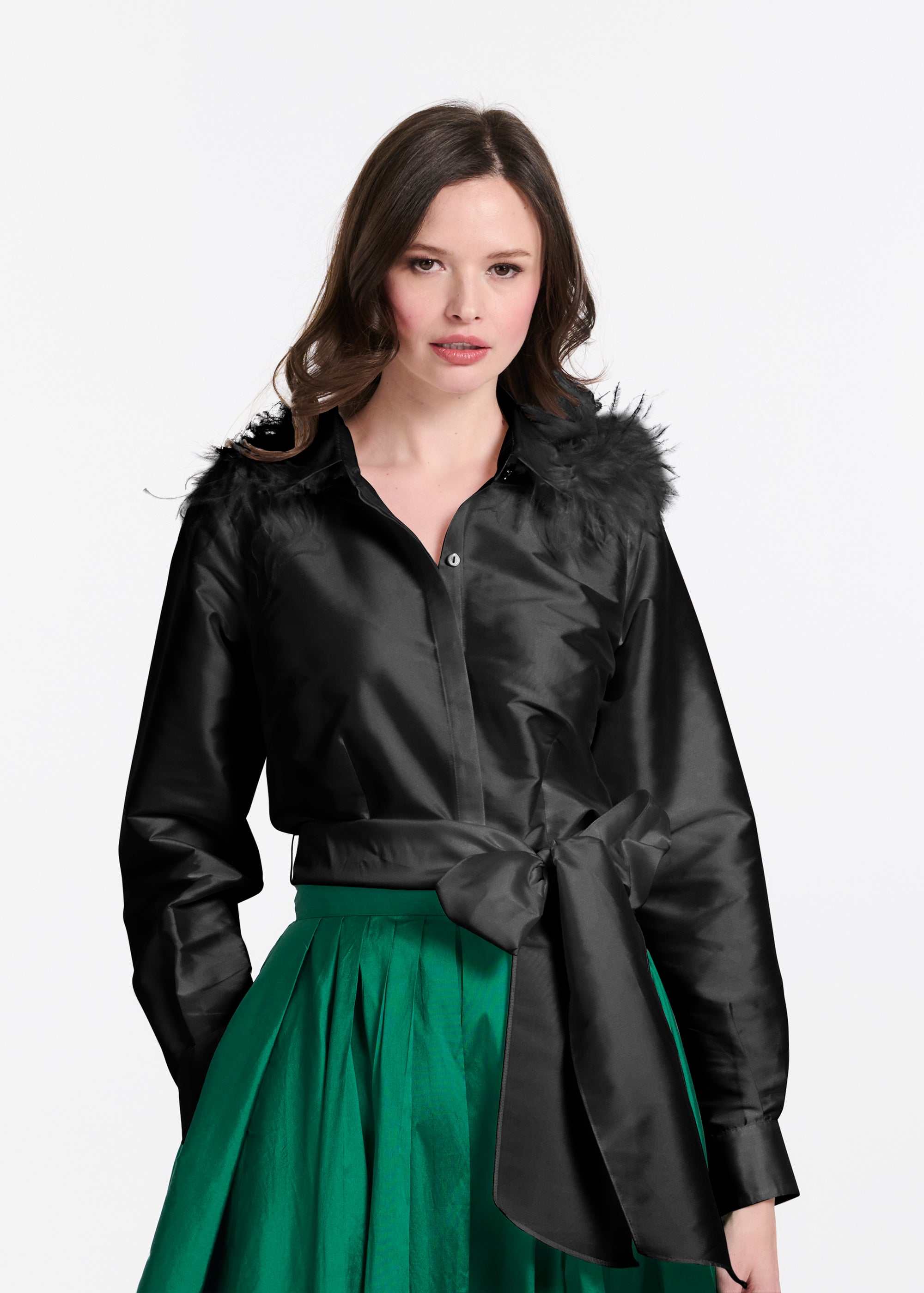 FEATHER SHOULDER BLOUSE BLACK