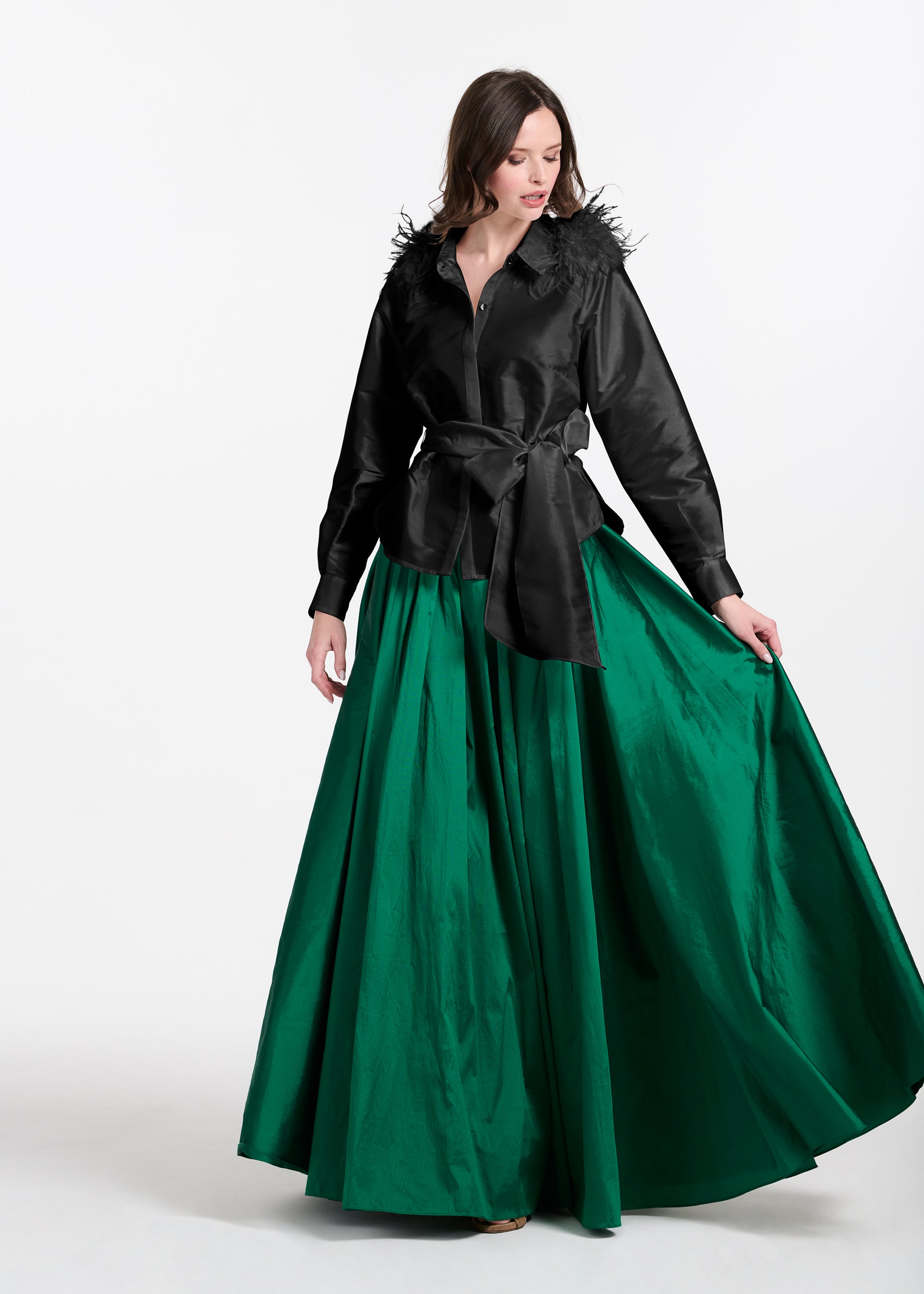 FEATHER SHOULDER BLOUSE BLACK