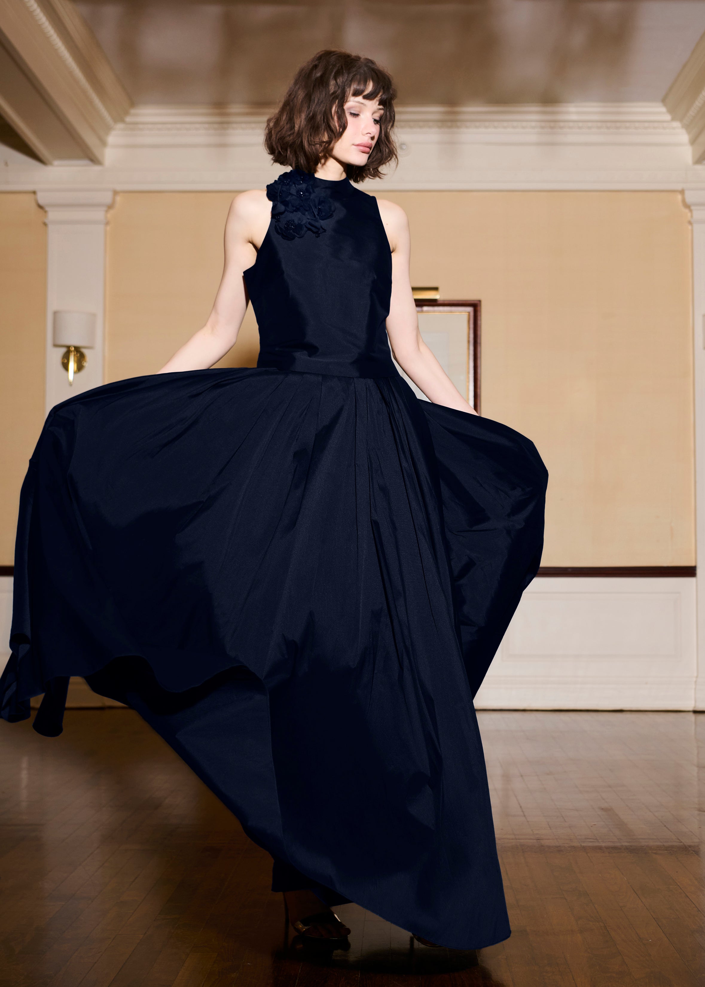 TAFFETA 3D APPLIQUÈ FLORAL SHELL NAVY