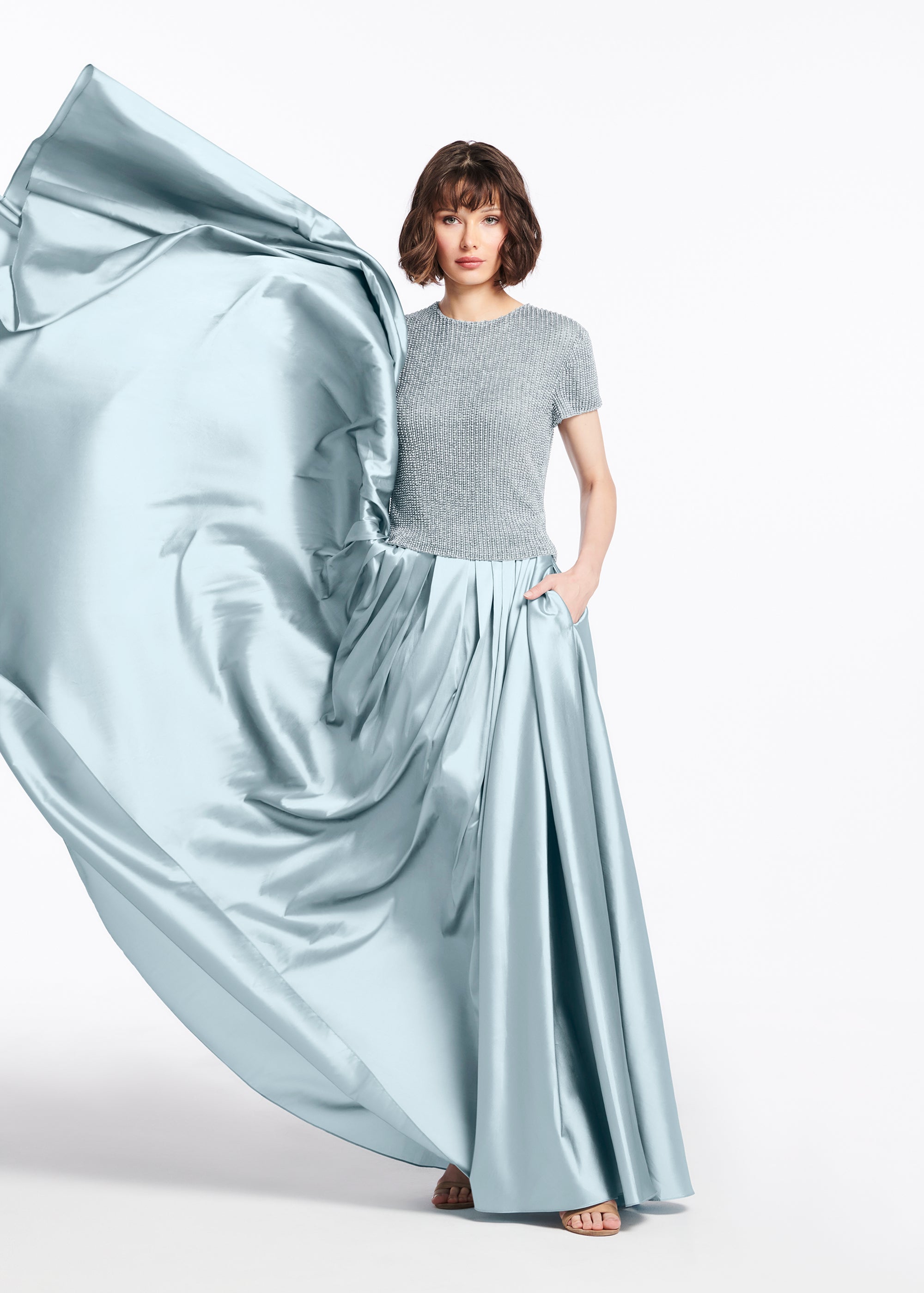 PEARL ENCRUSTED SHORT SLEEVE TEE - LIGHT BLUE